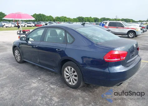 2015 Volkswagen Passat 1.8T Wolfsburg Edition from USA, damaged, VIN 1VWAT7A30FC037857